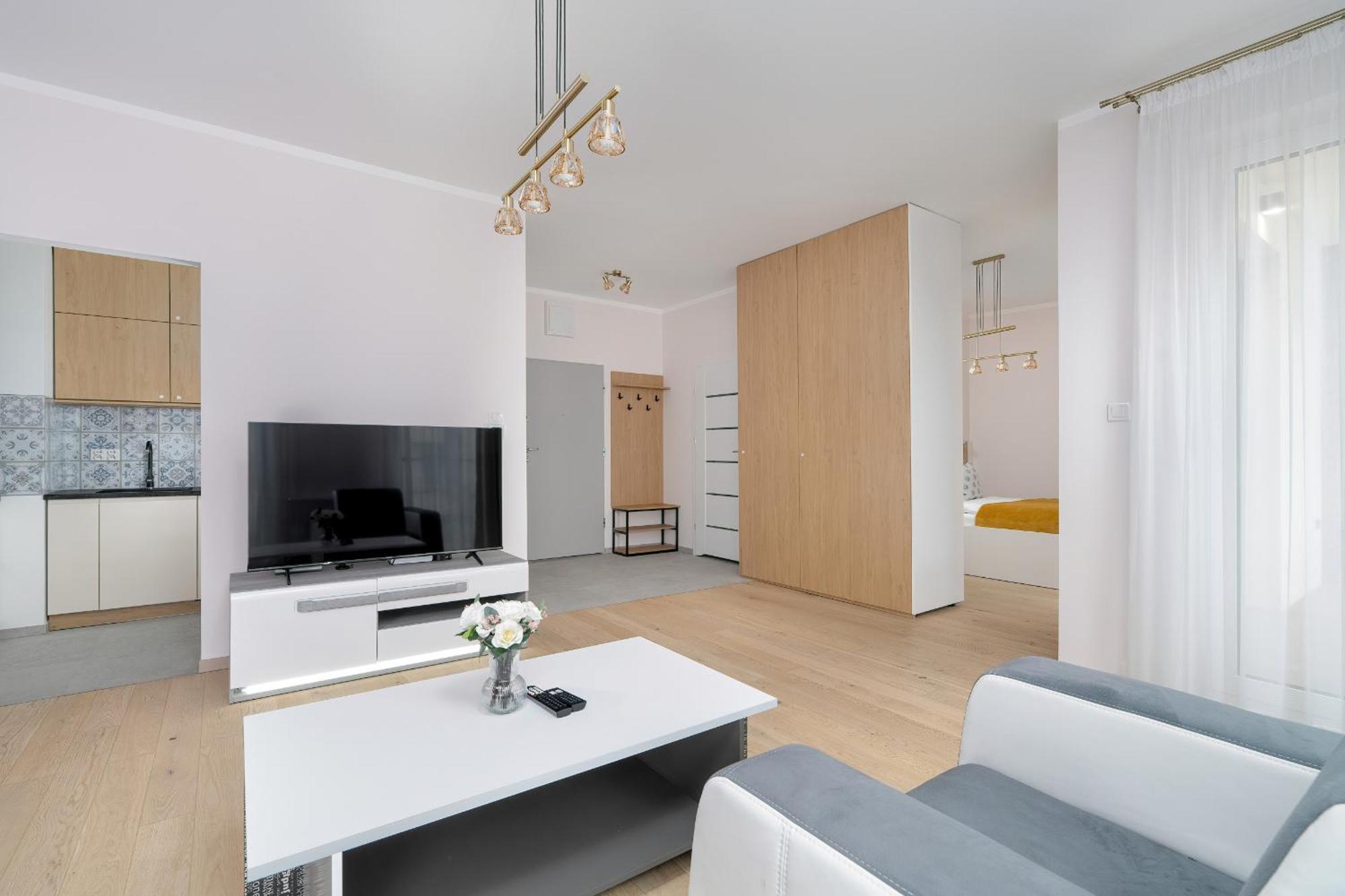 Apartment With Balcony And Free Parking In Poznan By Noclegi Renters Luaran gambar